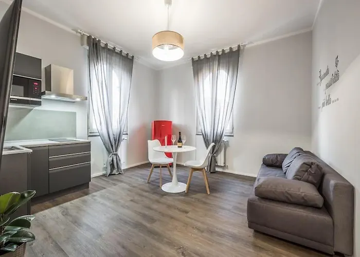 Cucchiari 6b * 모데나